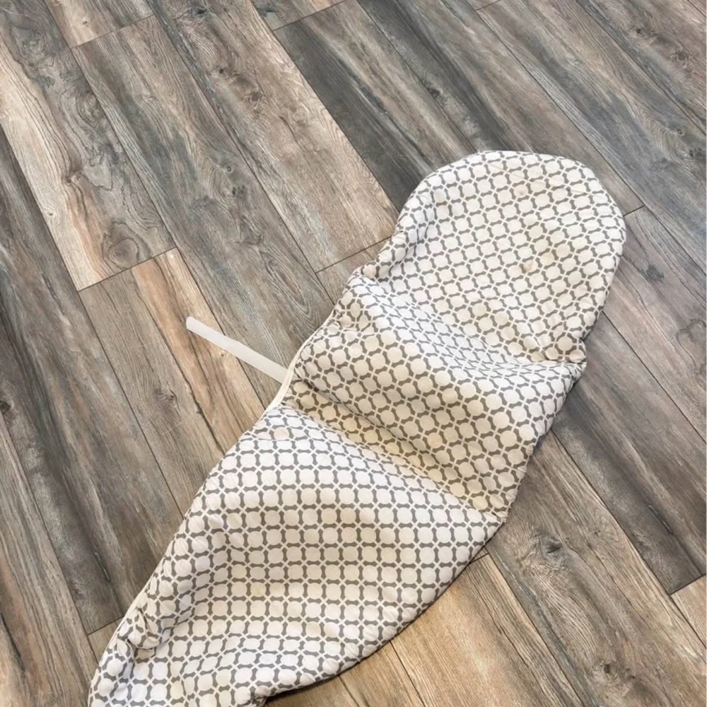Geometric Patterned iron board Cushion Cover